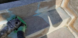 群馬県　小学校プール 床、壁塗膜撤去6　株式会社タナカペインティング-田中塗り床工業-