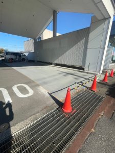 自動車ディーラー/駐車場塗装-群馬県