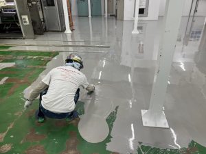 製造工場/エポキシ流し延べペースト工法-茨城県