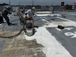 店舗駐車場/ウレタン防水部分撤去研磨仕上げ-茨城県