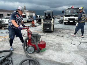 店舗駐車場/FRP防水撤去-長野県