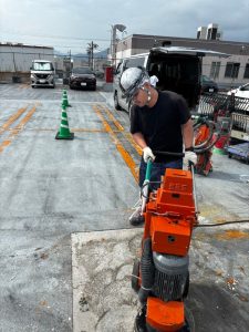 店舗駐車場/FRP防水撤去-長野県