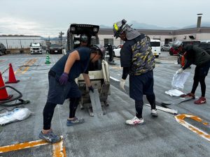 店舗駐車場/FRP防水撤去-長野県