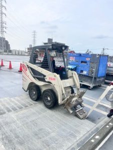 大型店舗駐車場/防水撤去および研磨仕上げ-埼玉県