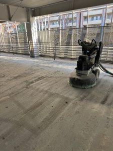 立体駐車場/ウレタン防水撤去および研磨仕上げ-茨城県