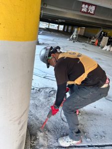 商業施設駐車場/ウレタン防水撤去､剥がし､研磨､ハツリ､アスコン撤去-東京都