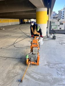 商業施設駐車場/ウレタン防水撤去､剥がし､研磨､ハツリ､アスコン撤去-東京都