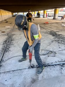 商業施設駐車場/ウレタン防水撤去､剥がし､研磨､ハツリ､アスコン撤去-東京都